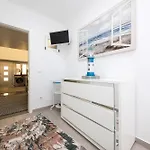 Dina House Apartment *