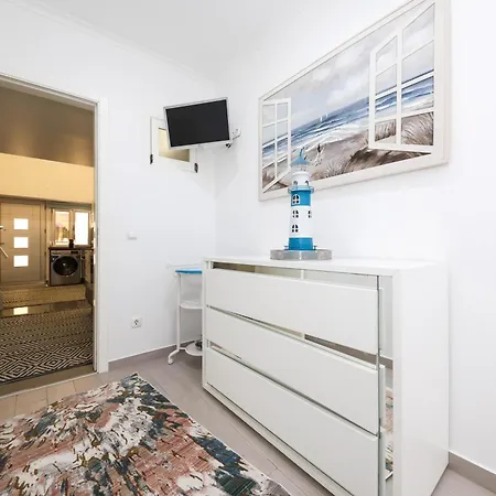 Dina House Apartamento *