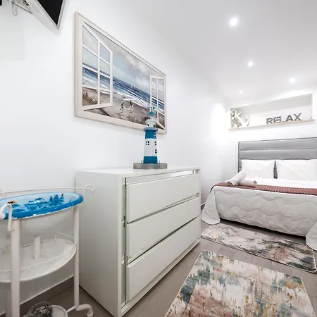 Dina House * Nazaré