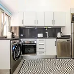 Dina House דירה נאזרה